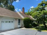 260 Nagle St - Photo 2