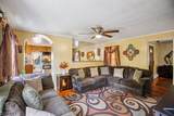 369 Queens Ct - Photo 1