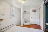 369 Queens Ct - Photo 12