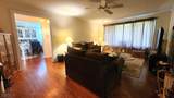 16 Lloyd Ave - Photo 4