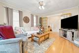 260 W Franklin St - Photo 4