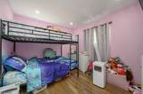 72 Lawrence Dr - Photo 16