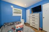 72 Lawrence Dr - Photo 19