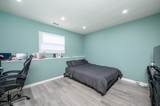 72 Lawrence Dr - Photo 21