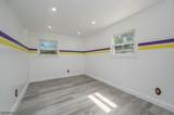 72 Lawrence Dr - Photo 24