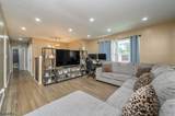 72 Lawrence Dr - Photo 5