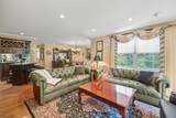 21 Berkeley Square Condo - Photo 18