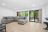 300 Pond Ct - Photo 17