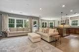 8 Doering Way - Photo 15