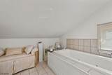 863 Pleasant Valley Way - Photo 17
