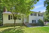 472 Cedar Hill Ave - Photo 2