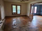 62 Hamburg Ave - Photo 3