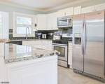 17 Corwin St - Photo 9