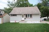 22 Lowell St - Photo 2