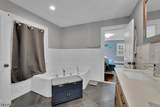 833 Salem Ave - Photo 17