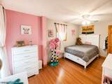 299 Stoughton Ave - Photo 20