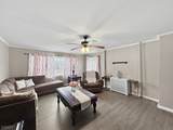 733 Schuyler Ave - Photo 11