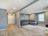 338 Nesbit Ter - Photo 7