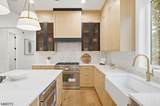 8 Roosevelt Ter - Photo 6