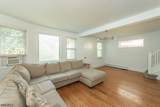 225 Elm Ave - Photo 3