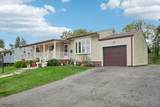 25 Lawrence Dr - Photo 3
