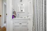 66 Rowland Ave - Photo 25