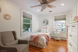 528 Downer Street - Photo 18