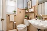 2198 Halsey St - Photo 10