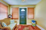 114 Oxford Ave - Photo 17