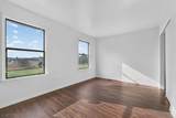 233 Spruce Ct - Photo 12