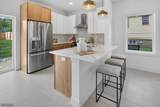 2316 Columbia Ave - Photo 16