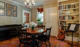 51 Perry St - Photo 9