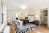 121 Christopher St - Photo 26