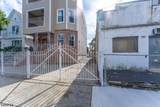 590 Hawthorne Ave - Photo 3
