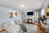 241 Hawthorne St - Photo 2