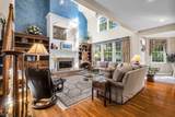 31 Dickinson Rd - Photo 7