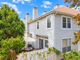 22 Borelle Sq - Photo 3