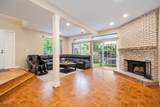 22 Borelle Sq - Photo 6