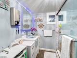 381 Keene St - Photo 11