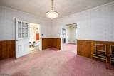104 Riverside Dr - Photo 3