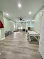 23 Hanover Sq - Photo 2