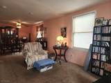 24 Roseland Ave - Photo 3