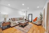 348 Silk St - Photo 1
