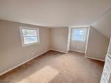 11 Van Dam Ave - Photo 3