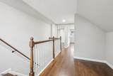 64 Surrey Ln - Photo 17