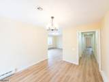 220 Manchester Ln - Photo 11