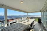 599 Point Ave - Photo 16