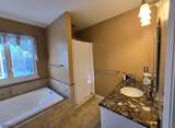 4 Castle Ct - Photo 23