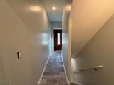 190 E Lindsley - Photo 2