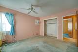 1074 Garry Ter - Photo 11